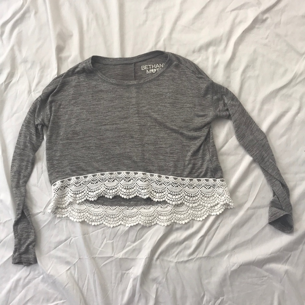 Long sleeve belly shirt